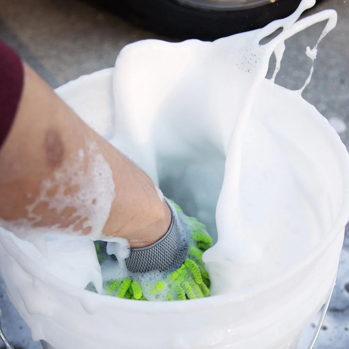 Car Wash Shampoo for Tesla - Image 2