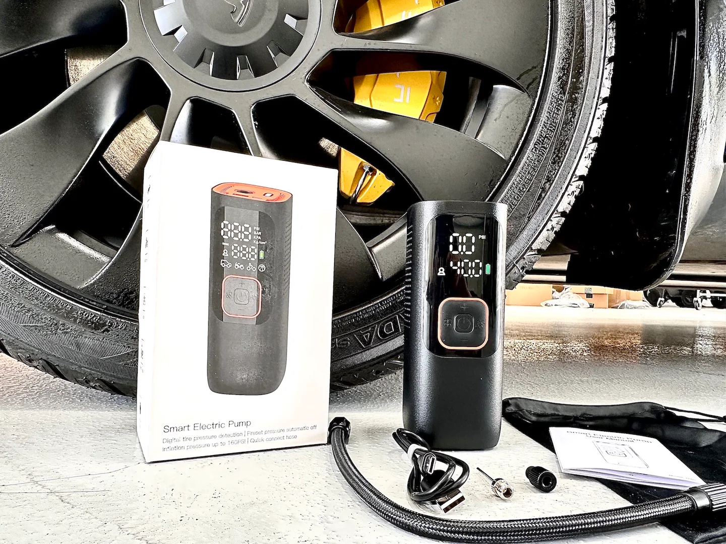 Tesla Model Y Juniper Essentials Travel Pack - Image 9