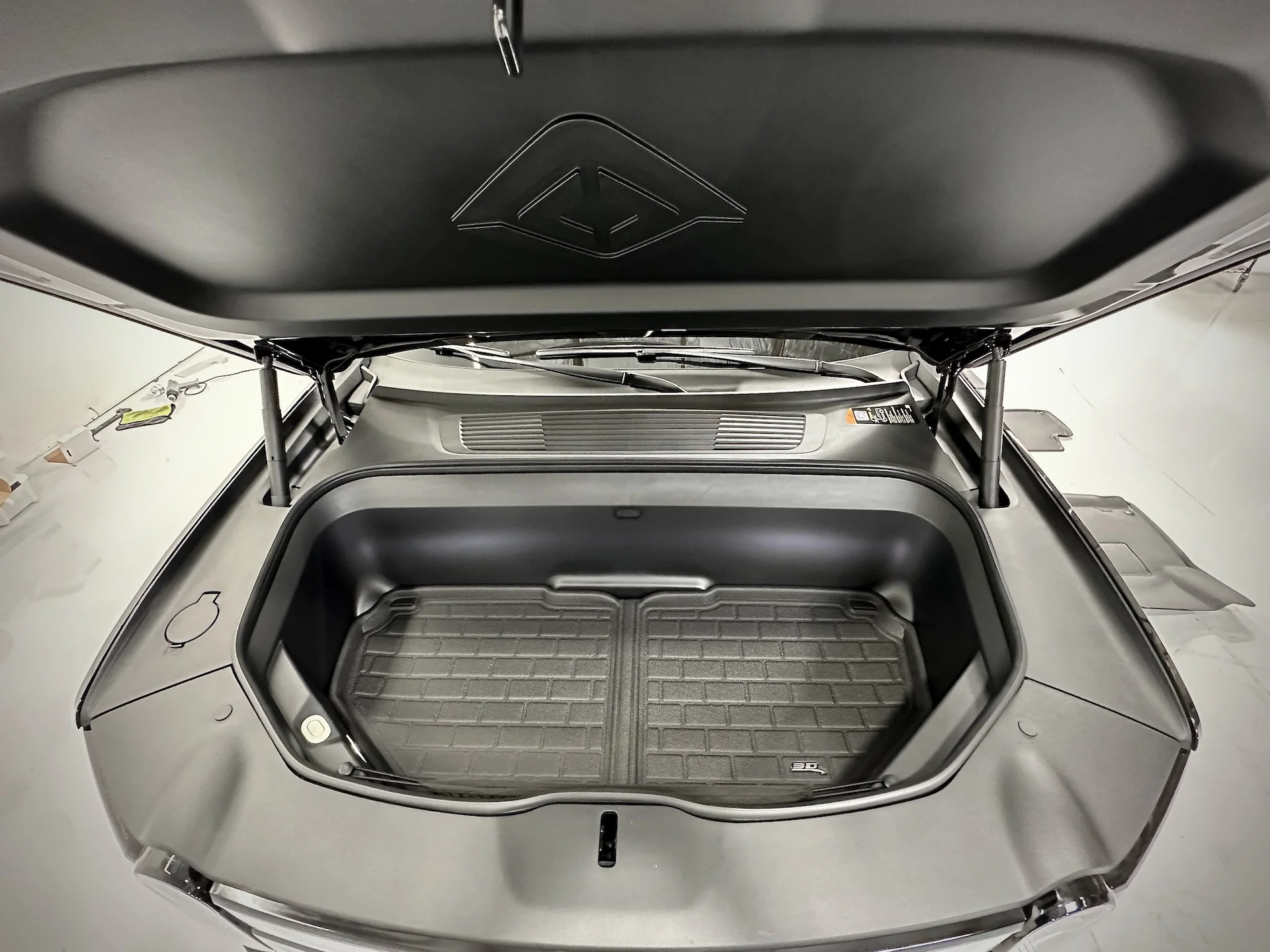 Rivian R1T All-Weather Floor Mats by 3D MAXpider - Image 5