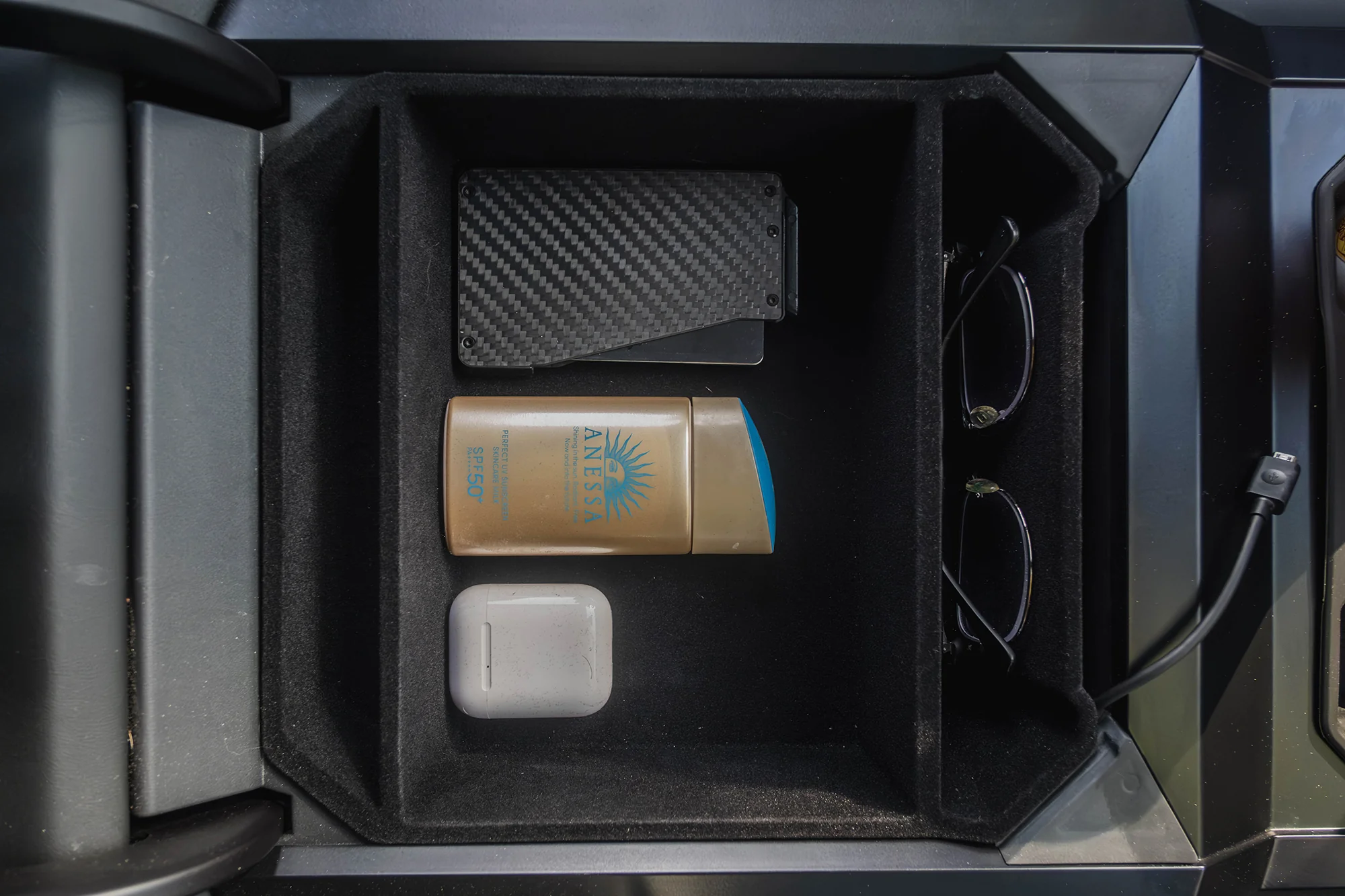 Tesla Cybertruck Armrest Upper Organizer Tray - Image 6
