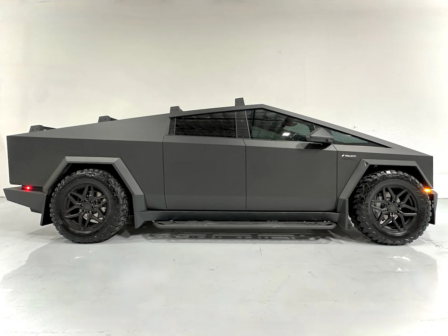 Tesla Cybertruck TrailFORGE Star01 Forged Wheels - Image 10
