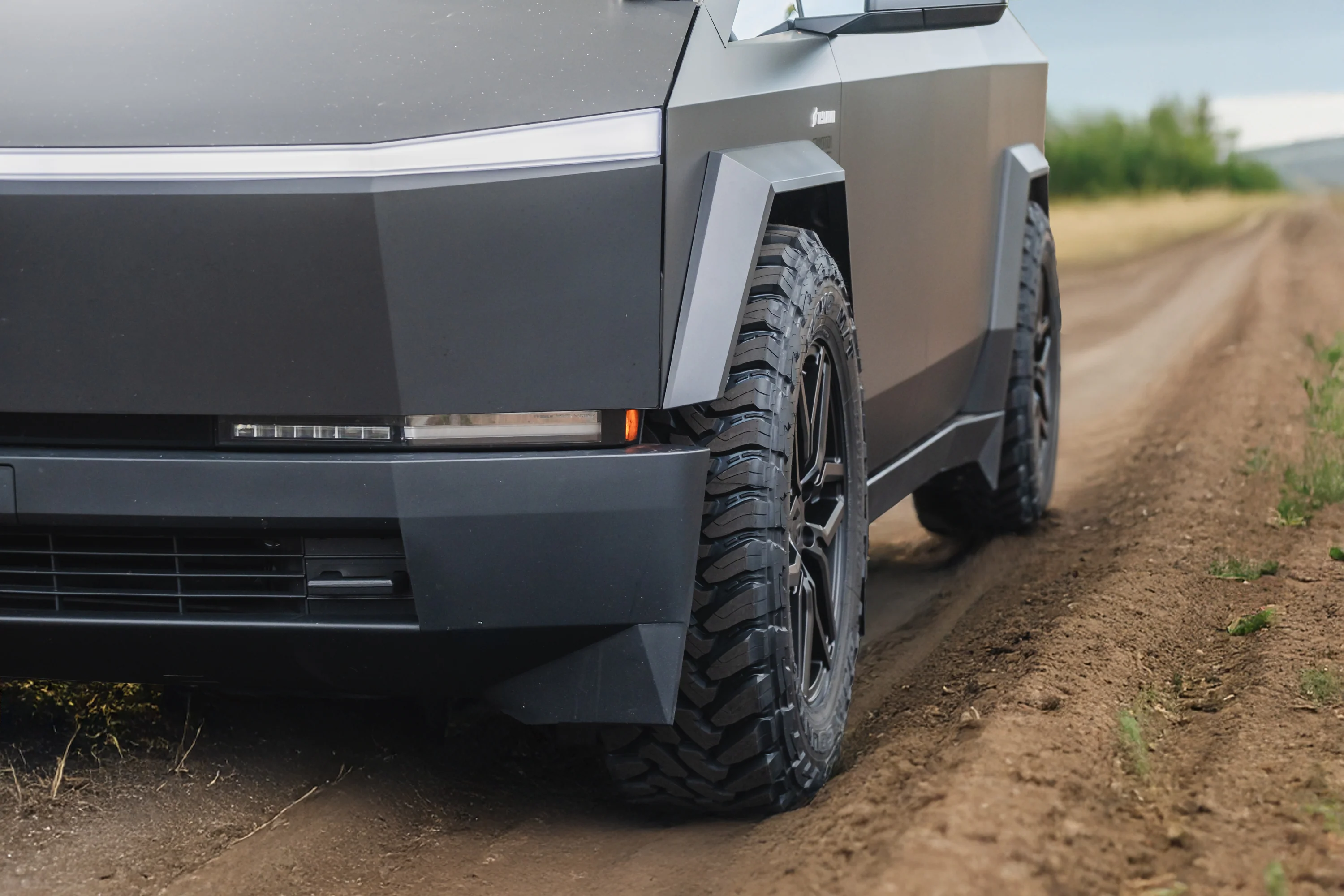 Tesla Cybertruck TrailFORGE Star01 Forged Wheels - Image 8