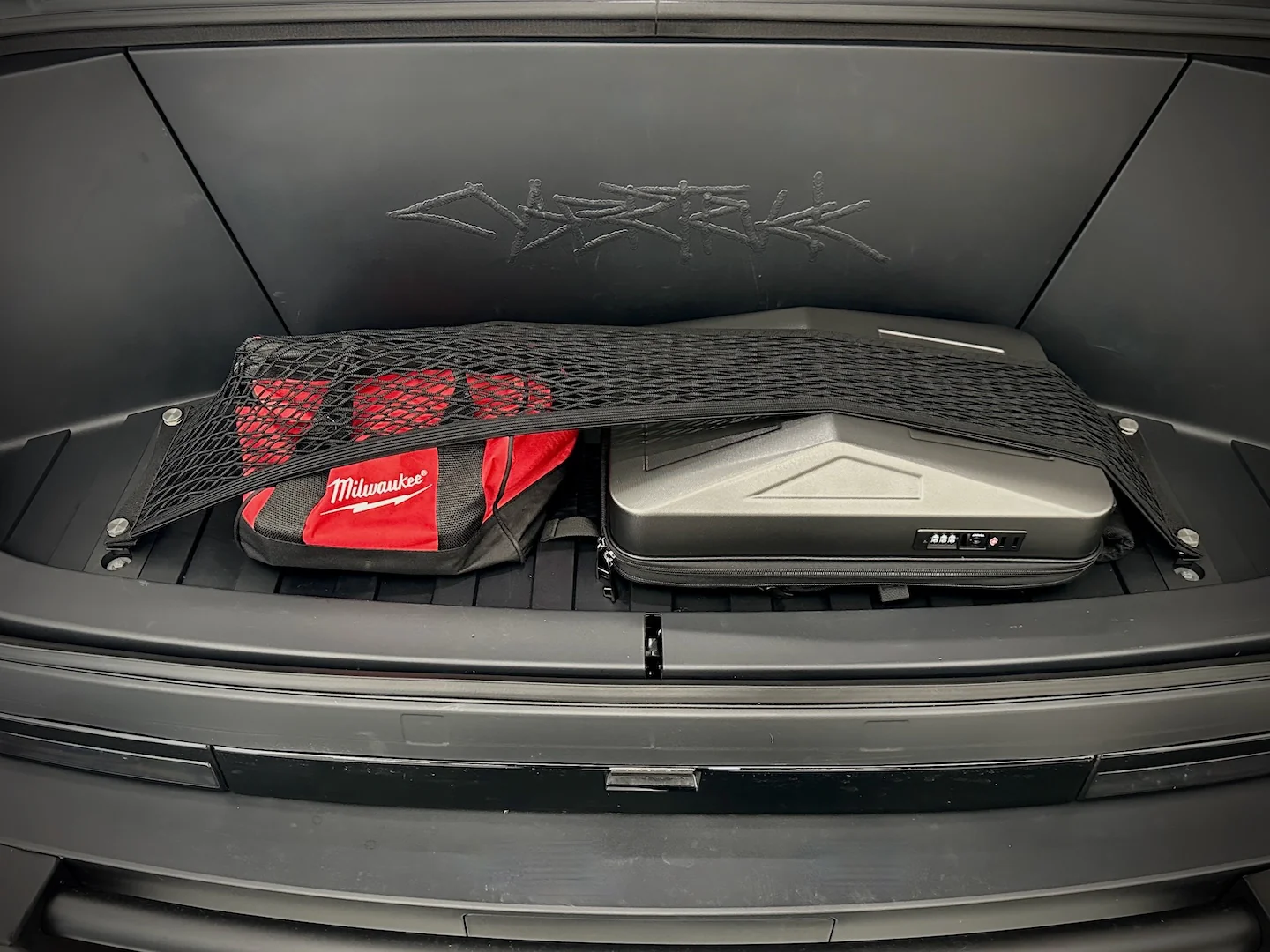 Tesla Cybertruck Front Trunk L-Track Cargo Net - Image 4