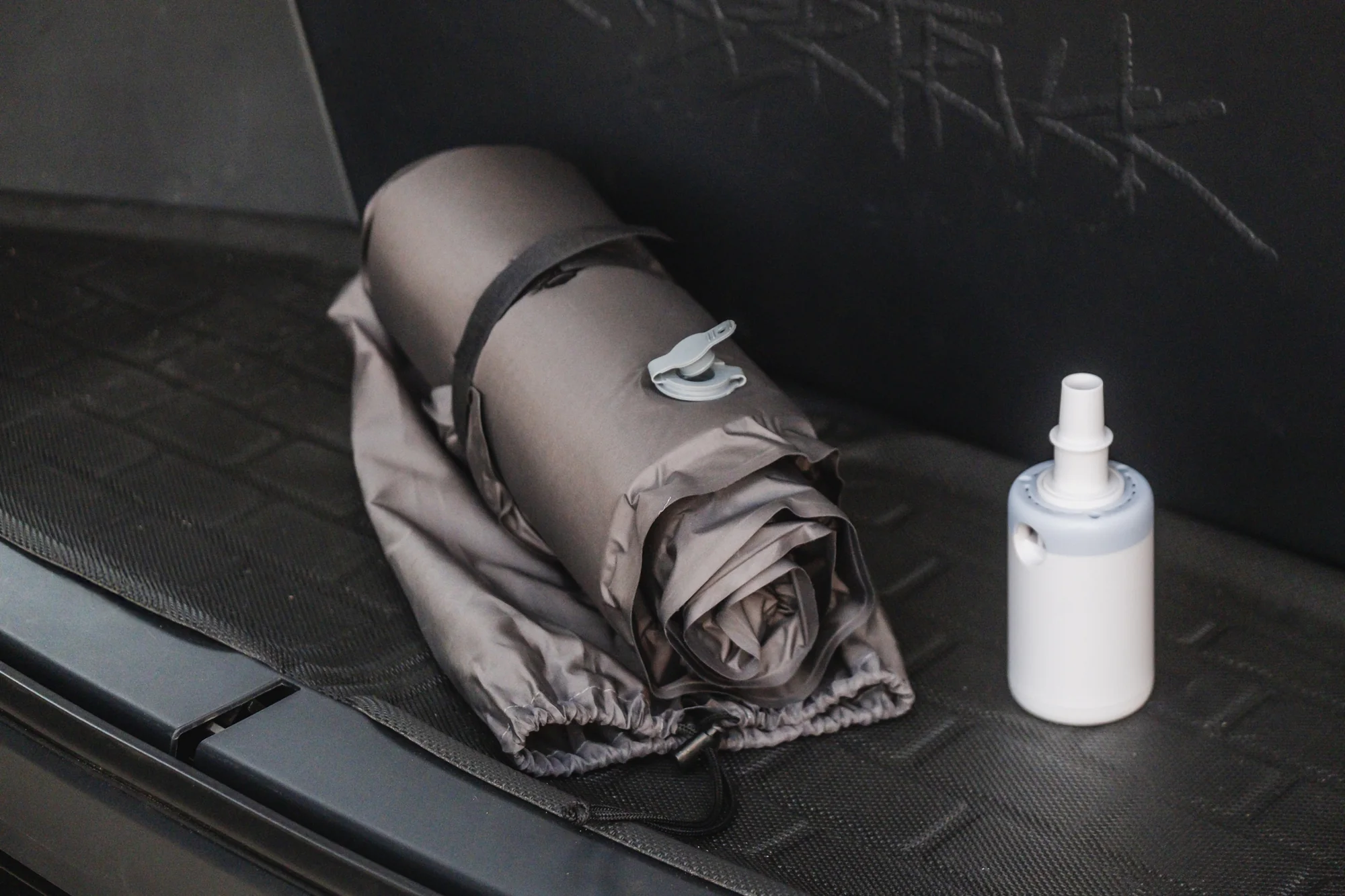 Tesla Cybertruck Frunk Seat Cushion (with Cup Holders) - Image 4