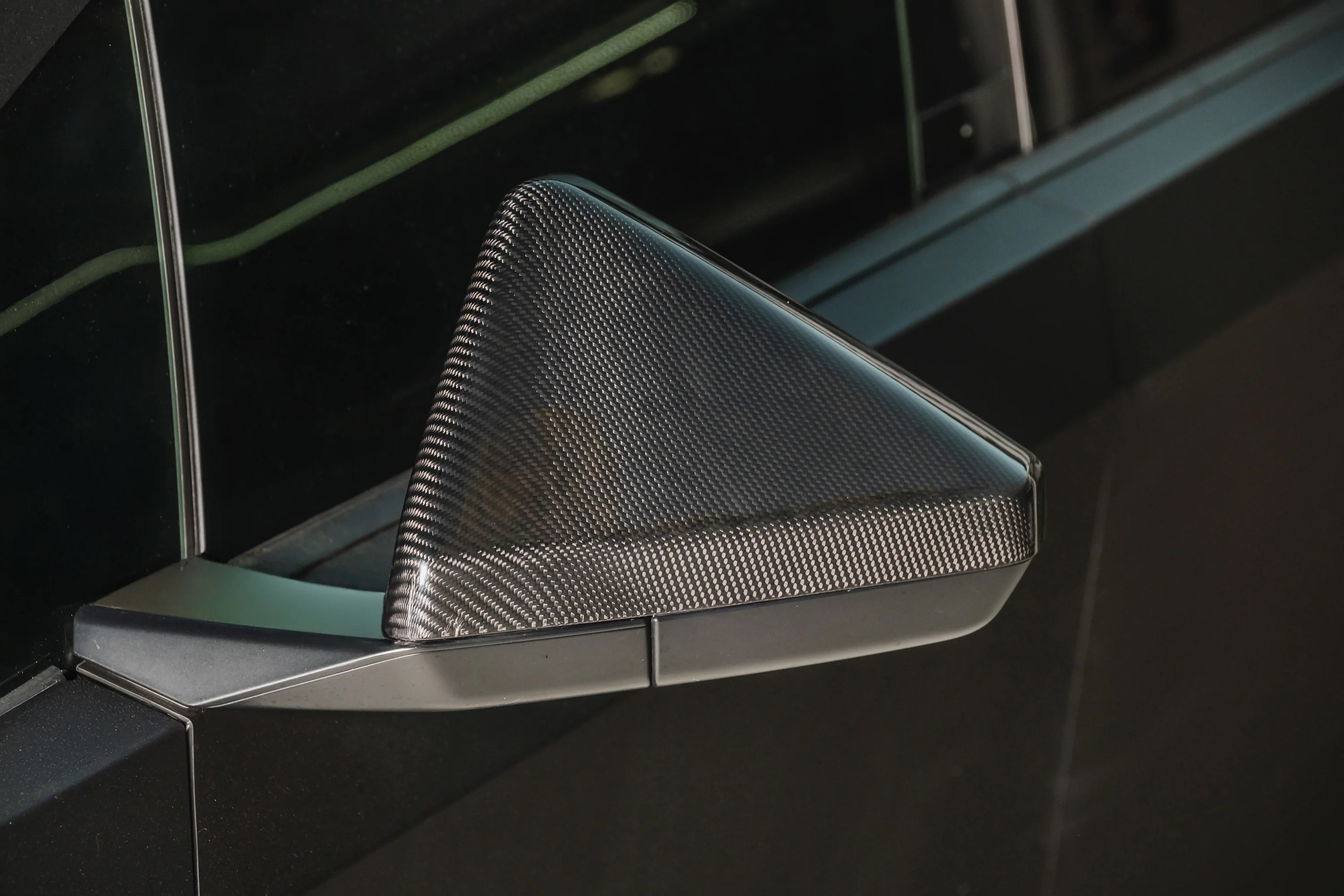 Tesla Cybertruck Genuine Carbon Fiber Mirror Covers - Image 7