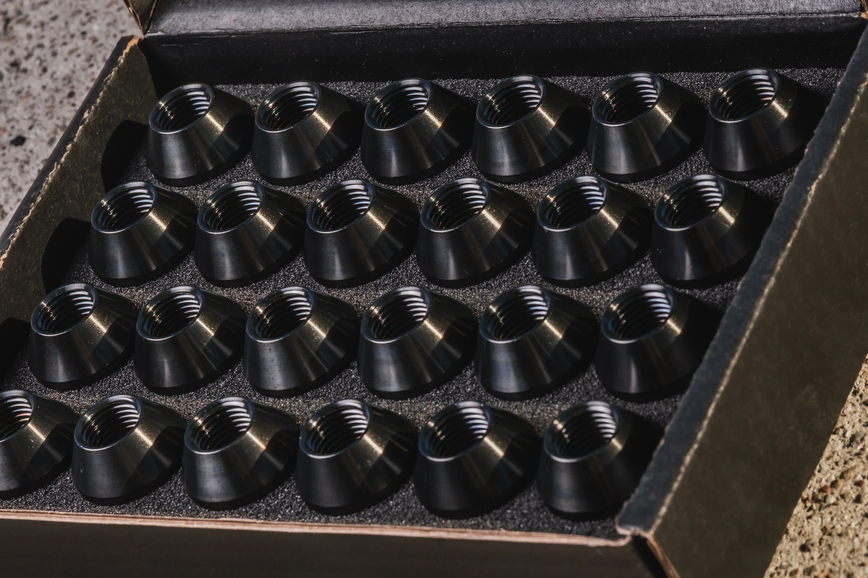 Tesla Cybertruck Titanium Lug Nuts (Grade 5 Ti-6Al-4V) - Image 7