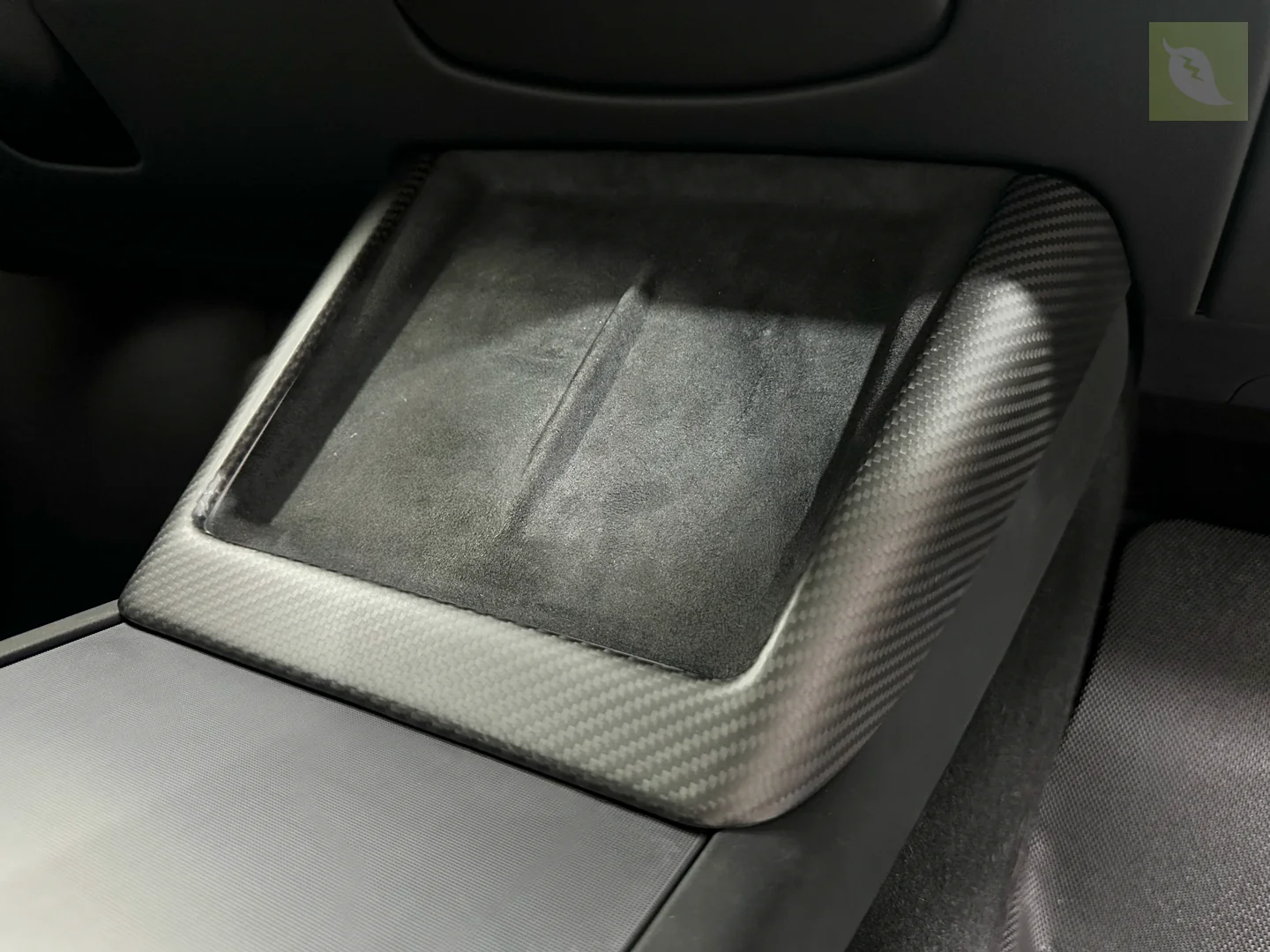 Tesla Model 3 Wireless Charging Pad Carbon Fiber Trim - Image 2