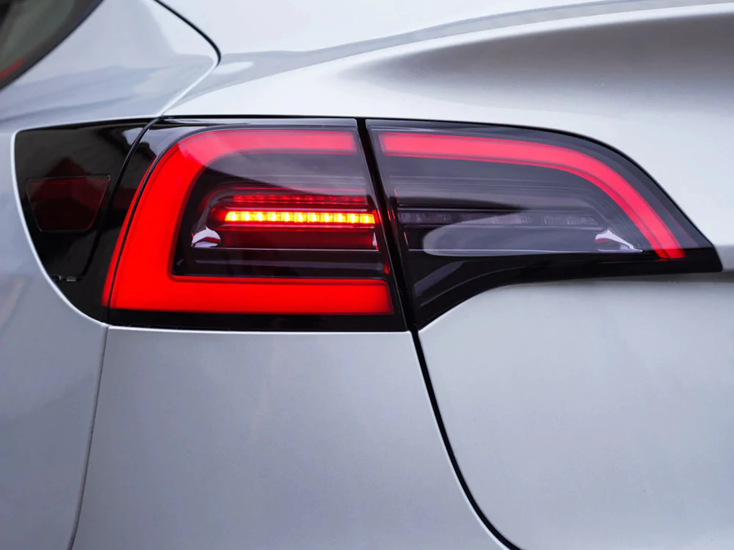 Tesla Model 3 PPF Tinted Taillight Protection - Image 5
