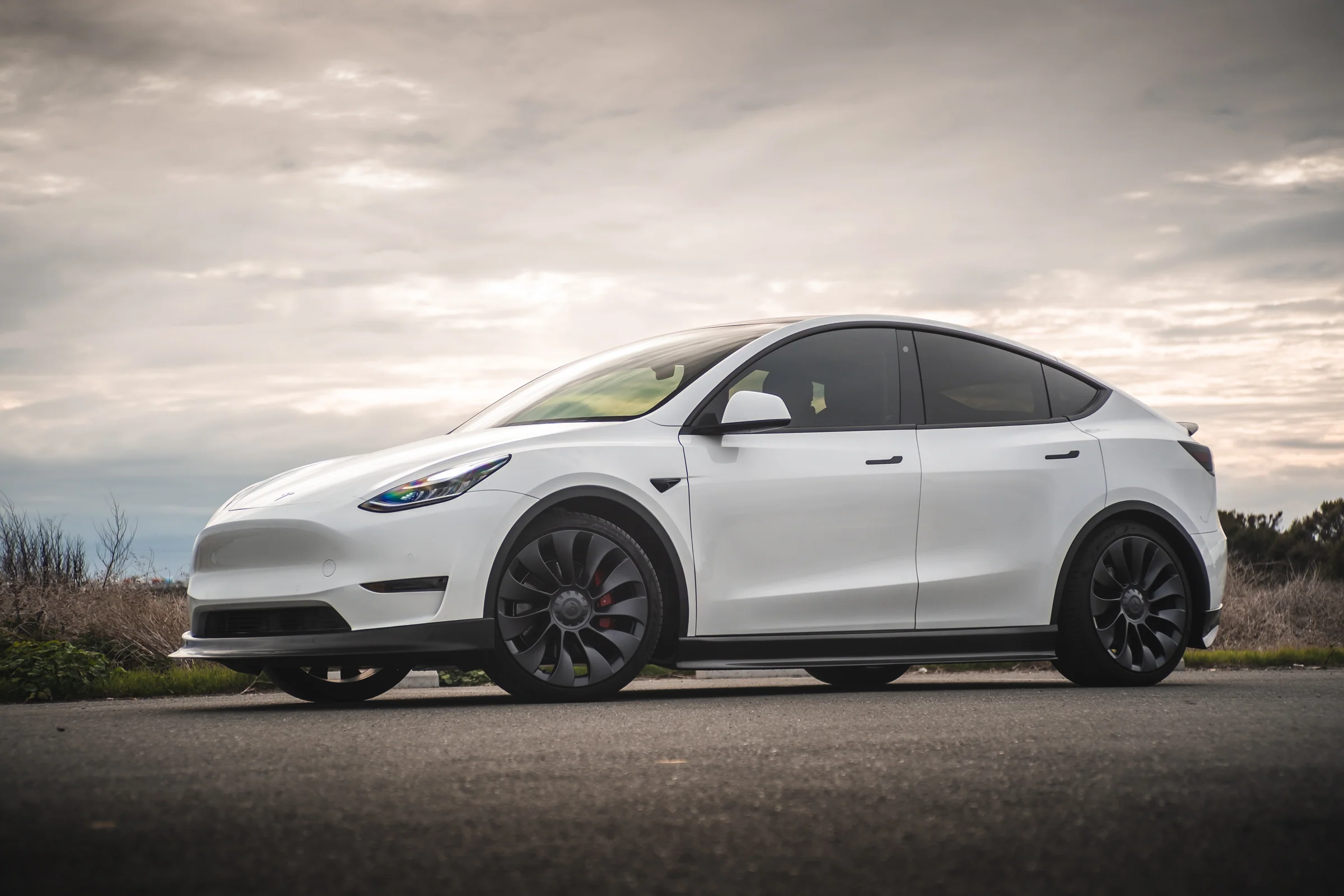 Tesla Model Y Carbon Fiber Complete Body Kit - Image 35