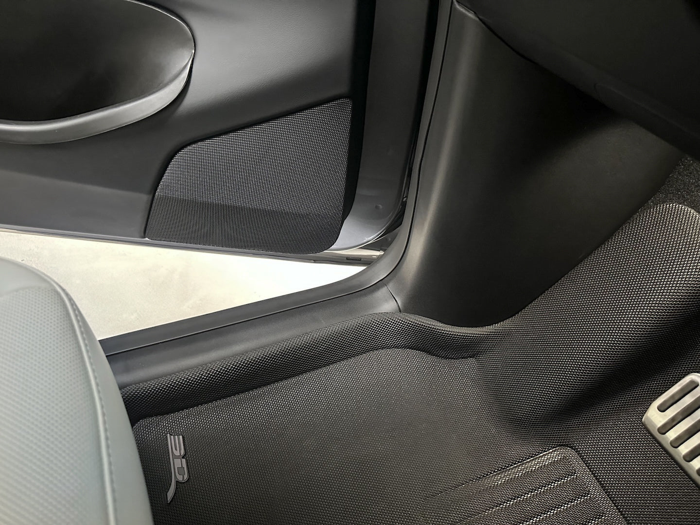 Tesla Model Y Interior Door and Trunk Sill Protector Set - Image 5